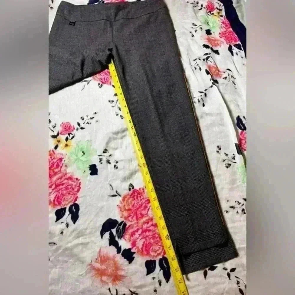 Lisette L Gray/Blk Pull On Ankle Pant w/metallic trim Women's Size 10 - Picture 7 of 8